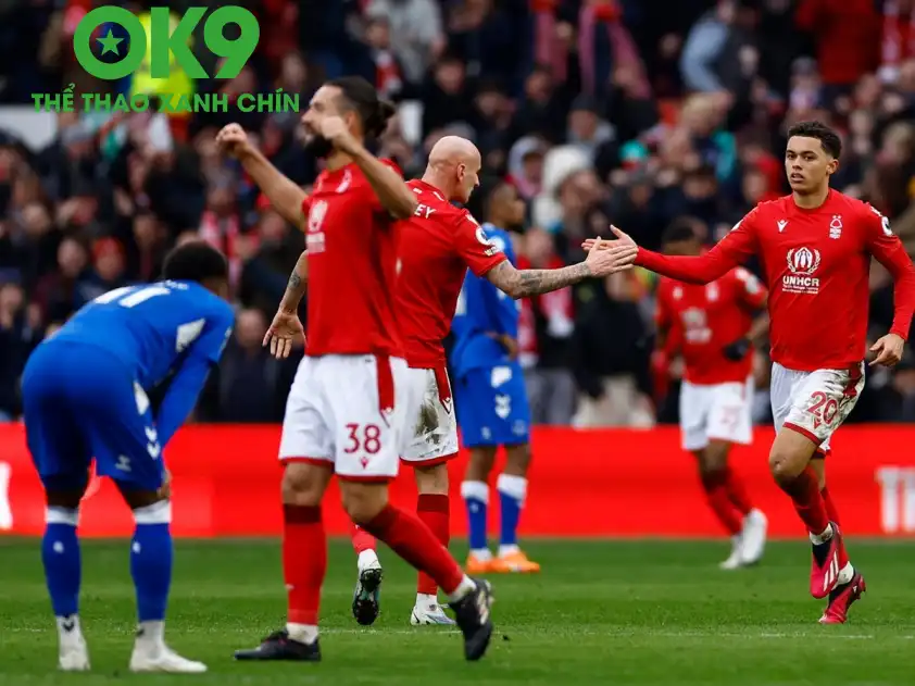 Everton và Nottingham đang không có vị trí cao trên bảng xếp hạng (Ảnh: Eurosport)