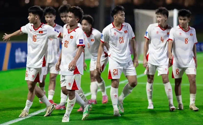 U17 Việt Nam quyết tâm tạo nên bất ngờ trước đối thủ mạnh. (Ảnh: Internet)